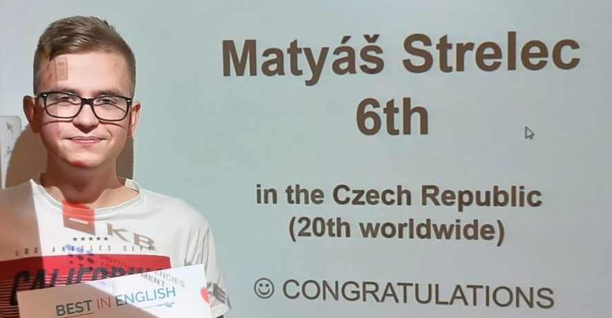 Matyáš Strelec převzal diplom za úspěch v soutěži Best in English