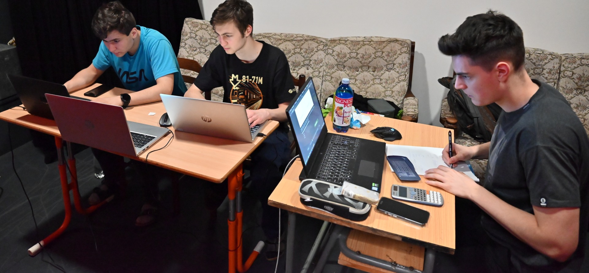 Technologická olympiáda – tým Binary Brigade první ve školním kole a 15 ...