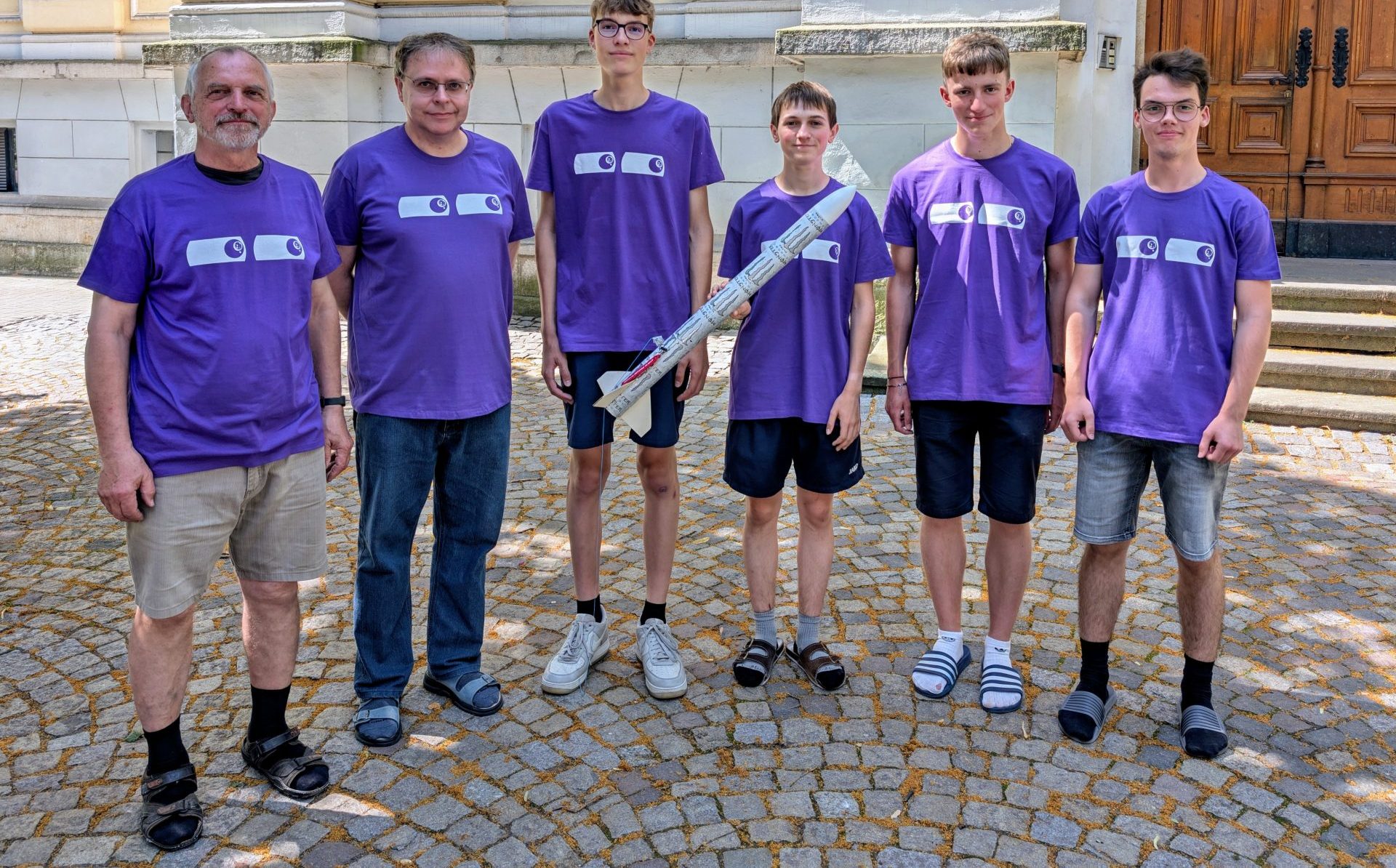 Poděkování Tiskárně LD.PRINT za trička pro náš „raketový tým“