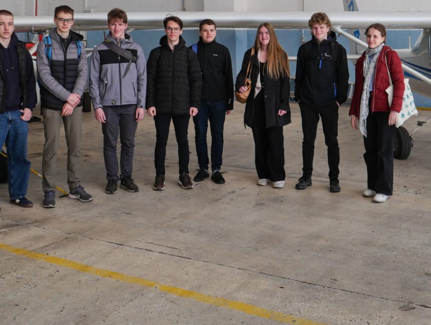 Exkurze do společnosti DSA: Od pilotního průkazu až po záchranné mise